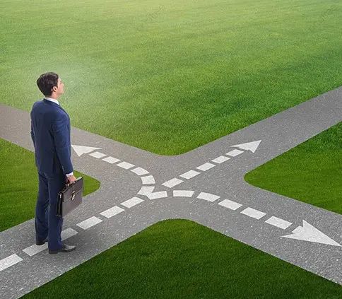 Imagem do artigo: “Se você não sabe para onde quer, ir qualquer caminho serve”.  A importância da orientação  profissional
